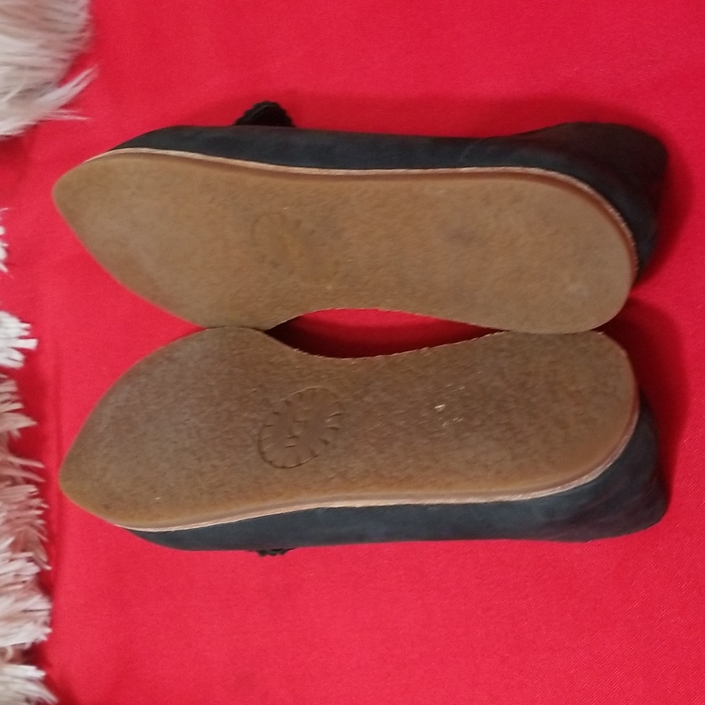Ugg Flat Shoes - image 7